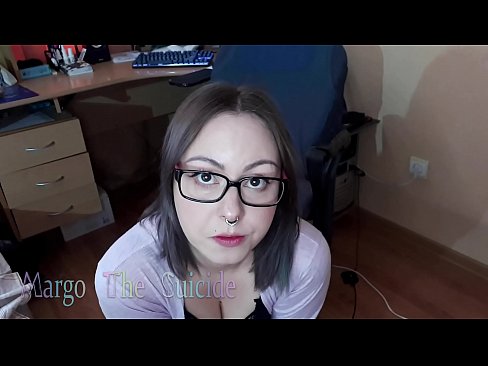 ❤️ Ragazza sexy con gli occhiali succhia il dildo profondamente sulla macchina fotografica Porno fatto in casaal it.quizfarmature.ru ❤️